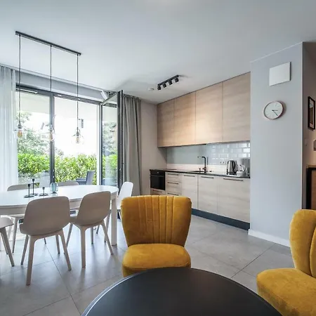 Lion - Como Apartment